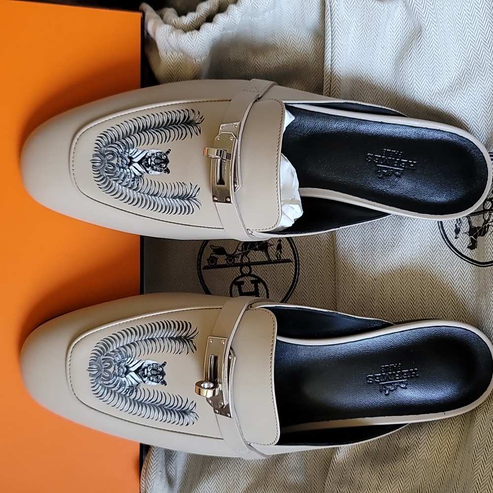Hermes Oz Mule Slip-on with Kelley Buckle Blanc Monochrome Color Leather 40EU/10 - Picture 13 of 17